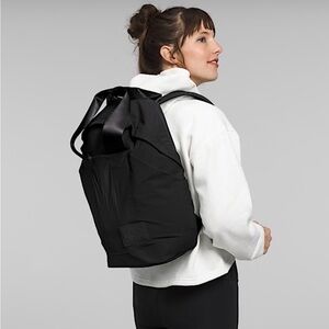 The North Face Never Stop Daypack Backpack Totepack